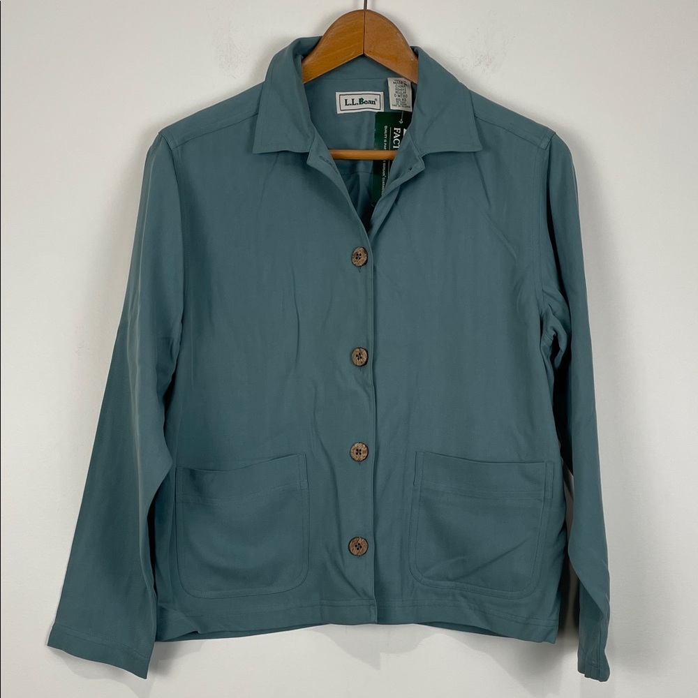 NWT L.L. Bean 100% Silk Women's XS Button Front Shirt Vintage Teal Front Pockets